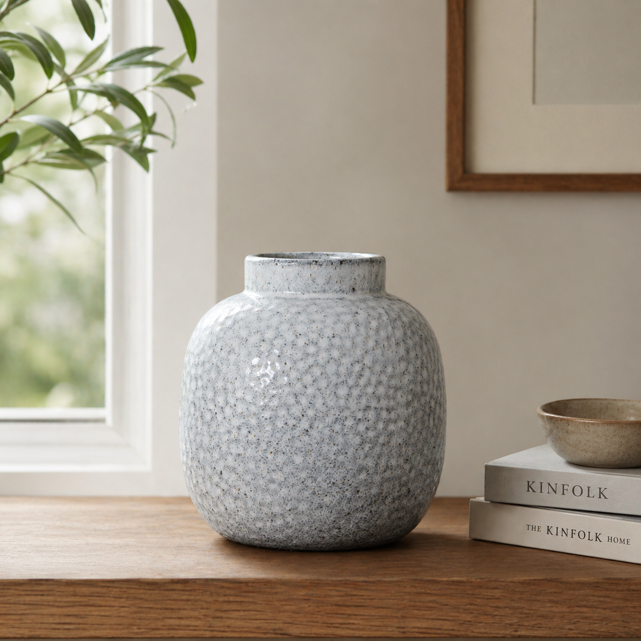 Cairn Dimple Small Vase