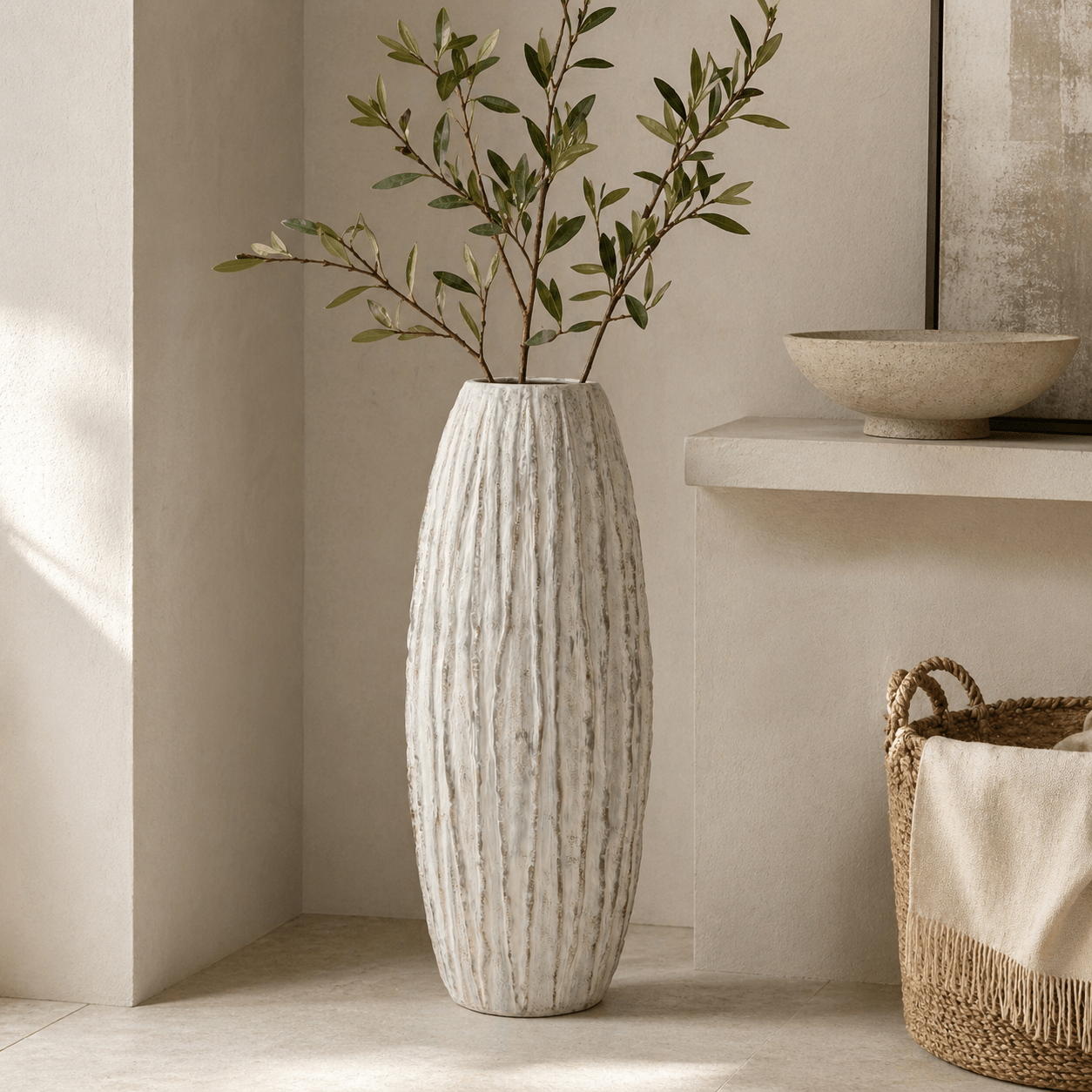 Lorenzo Tall Fin Vase - Smallhill Furniture Co.