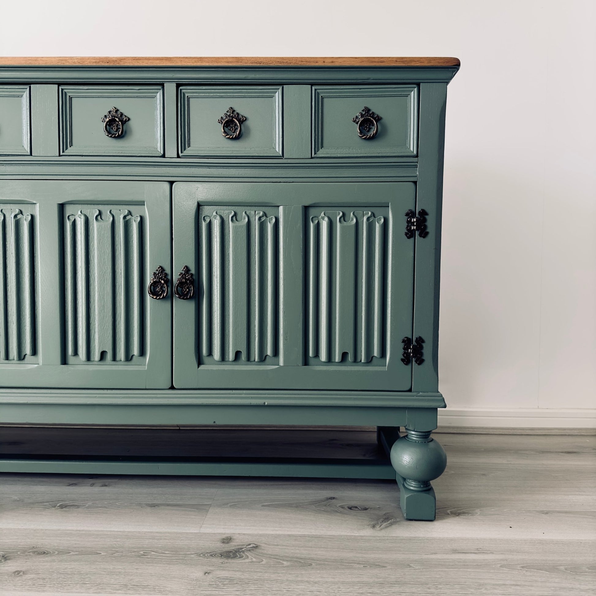 Old Charm 4 Door Sideboard 'Card Room Green' - Smallhill Furniture Co.