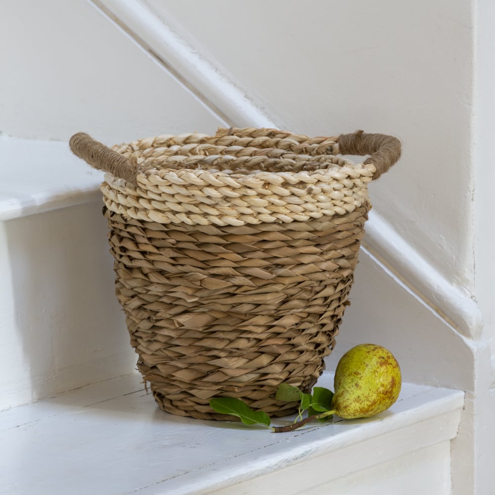 Straw and Corn Basket with thick natural stripe Small